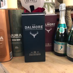Niskayuna Speciality Wines & Liquors