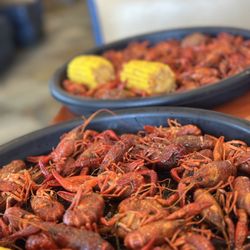 Bubba T’s Kitchen - Crawfish boil