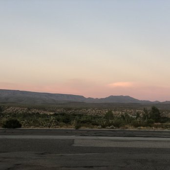 Dazzos Chicago Style Eatery - Amazing view - Hot Dogs Near Me - Wikieup, Arizona Dazzos Chicago Style Eatery - Amazing view - Hot Dogs Near Me - Wikieup, Arizona