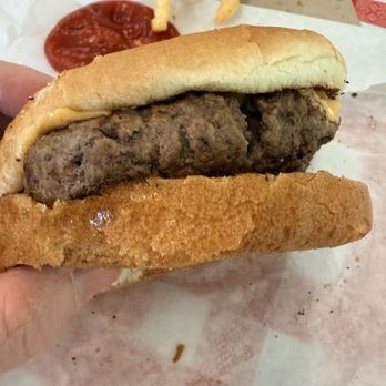 Kincaid's Hamburgers - Plain and dry cheeseburger - Burgers Near Me - Arlington, Texas Kincaid's Hamburgers - Plain and dry cheeseburger - Burgers Near Me - Arlington, Texas