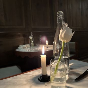 Juliet - Ambiance - French Near Me - Culver City, California Juliet - Ambiance - French Near Me - Culver City, California