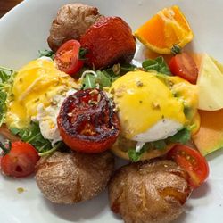 Heartwood kitchen Food Outfitter - Veggie Eggs Benny 22$
