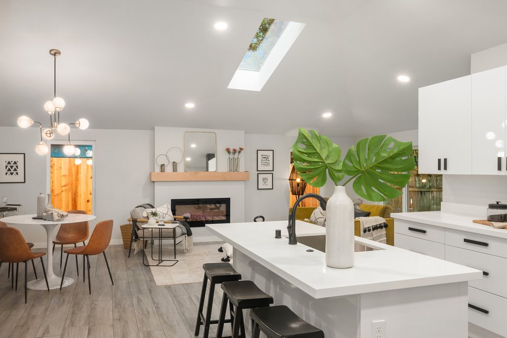 Slide of Blue Water Design Build