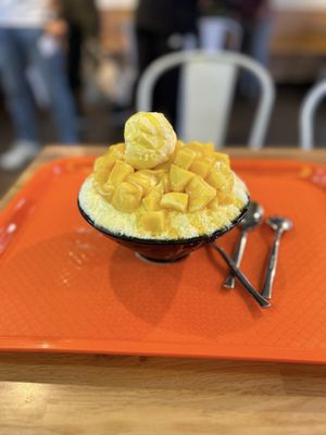 Snowbing Korean Shaved Ice by null