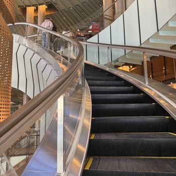 Starbucks Reserve Roastery Chicago - Coffee Roasteries Near Me - Chicago, Illinois Starbucks Reserve Roastery Chicago - Coffee Roasteries Near Me - Chicago, Illinois