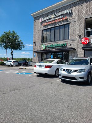 J’s Mini Hot Pot by null