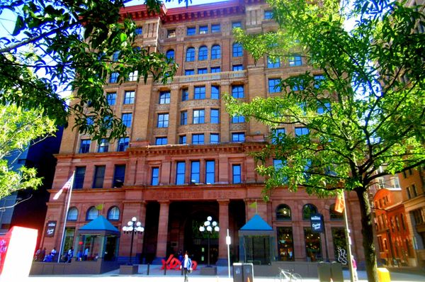 Bourse Building by null