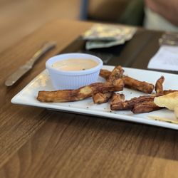 Grill at the Laurel - Zucchini frites