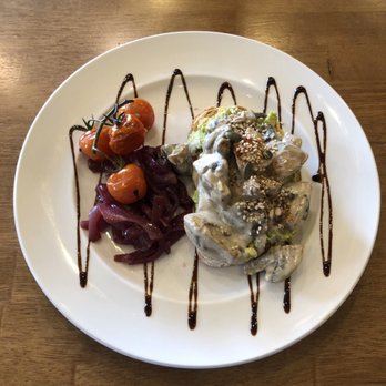 Trim & Healthy - Mashed Avocado with creamy mushrooms - Delis Near Me - Navan, MH