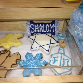 Le Pitou Boutique - Holidays treats! - Pet Groomers Near Me - Forest Hills, New York Le Pitou Boutique - Holidays treats! - Pet Groomers Near Me - Forest Hills, New York