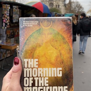 Bouquiniste - Bookstores Near Me - Paris, 75