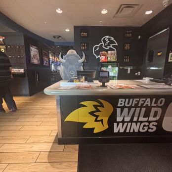 Buffalo Wild Wings - Chicken Wings Near Me - Bullhead City, Arizona