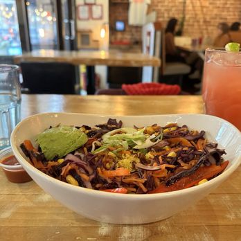 MeeT in Yaletown - Tofu scramble - Comfort Food Near Me - Vancouver, British Columbia