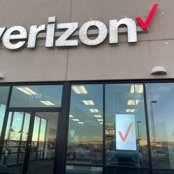 Verizon Authorized Retailer Tcc - Facade