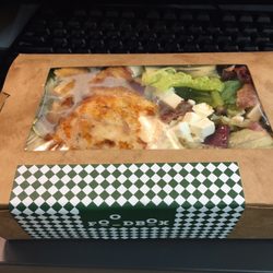 Foodbox - Take away grilled chicken salad