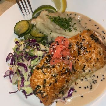McPhee's Grill - Salmon - Steakhouses Near Me - Templeton, California