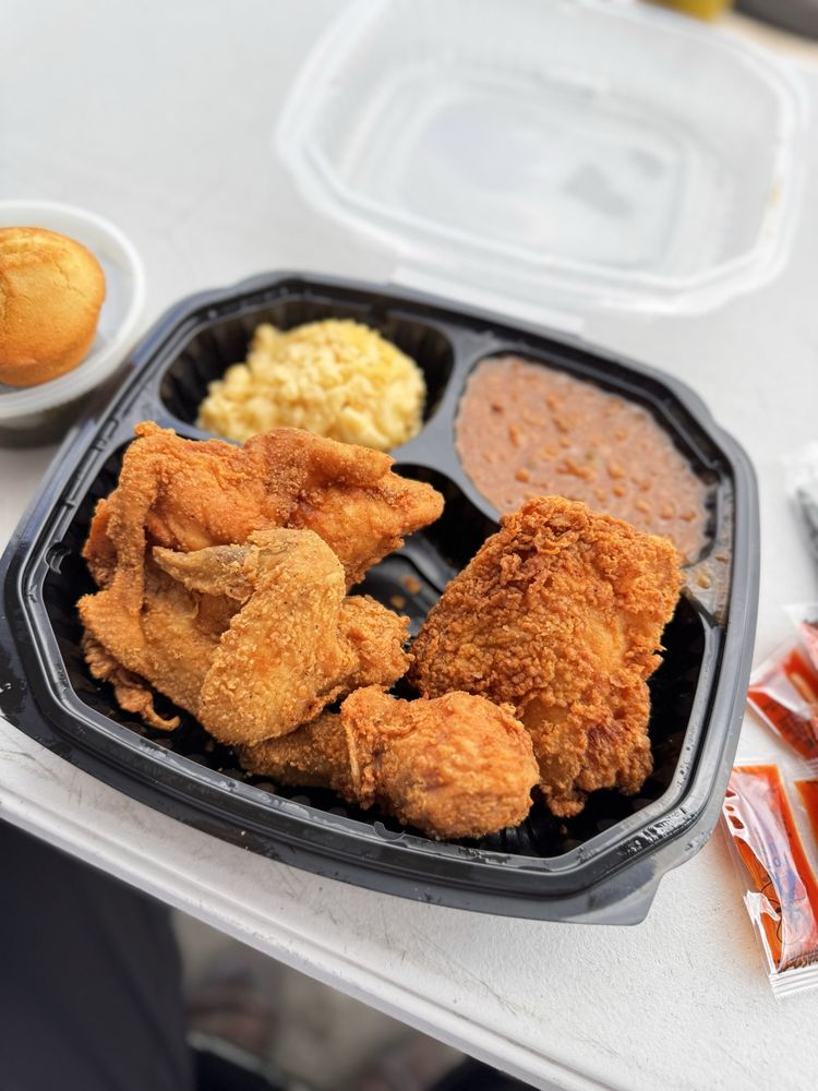 Food from The Busy Bee Cafe