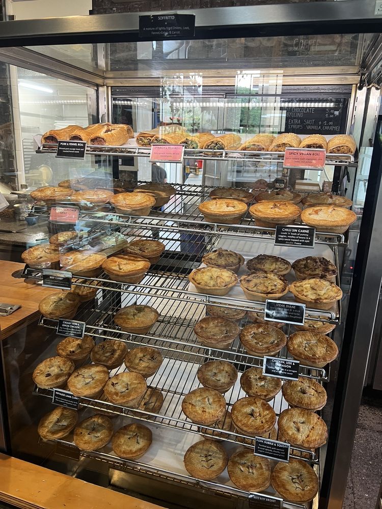 THE PIE TIN Updated October 2024 145 Photos & 72 Reviews 1a Brown