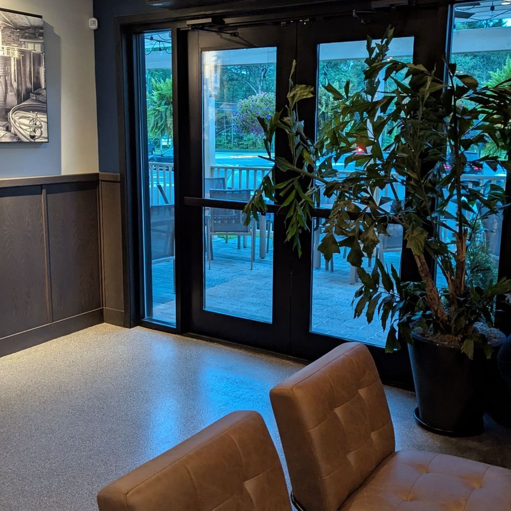 At The Rooftop - Cocktail Bars Near Me - Canton, Connecticut