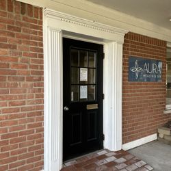 Aura Health And Spa