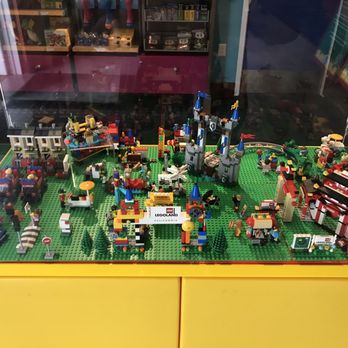 Legoland Hotel - Mini Legoland - Hotels Near Me - Carlsbad, California