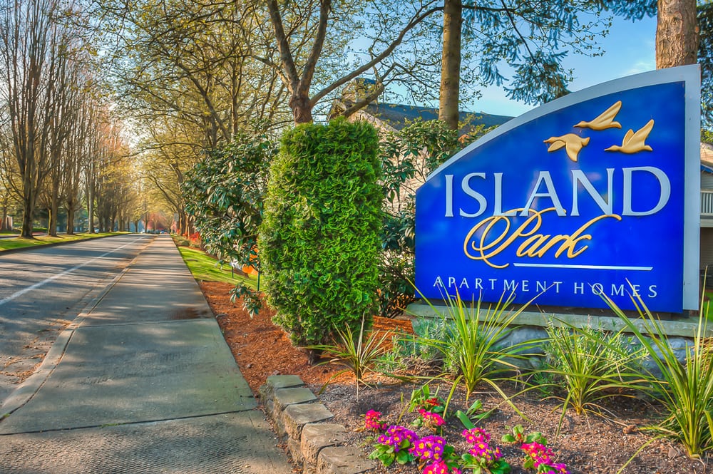 Reviews of ISLAND PARK APARTMENT HOMES Updated September 2024 37