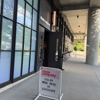 Close Company - Cocktail Bars Near Me - Atlanta, Georgia