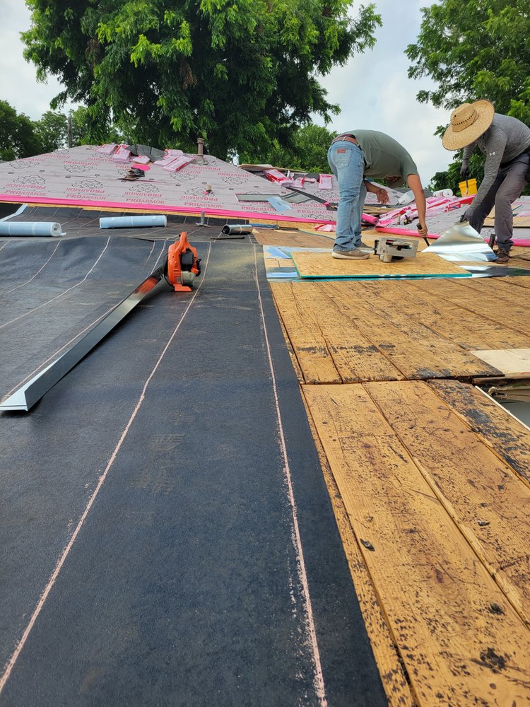 Slide of Advantage Remodeling and Roofing