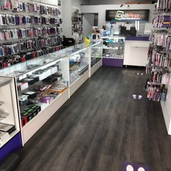Cell Pro Repair - Nice store They got almost everything