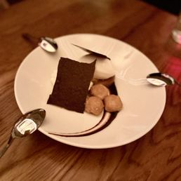 Fried milk (vanilla custard, salted fudge, toasted blondie) Fried milk (vanilla custard, salted fudge, toasted blondie)