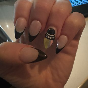 Lavender Nail Bar - Nail Salons Near Me - Plano, Texas