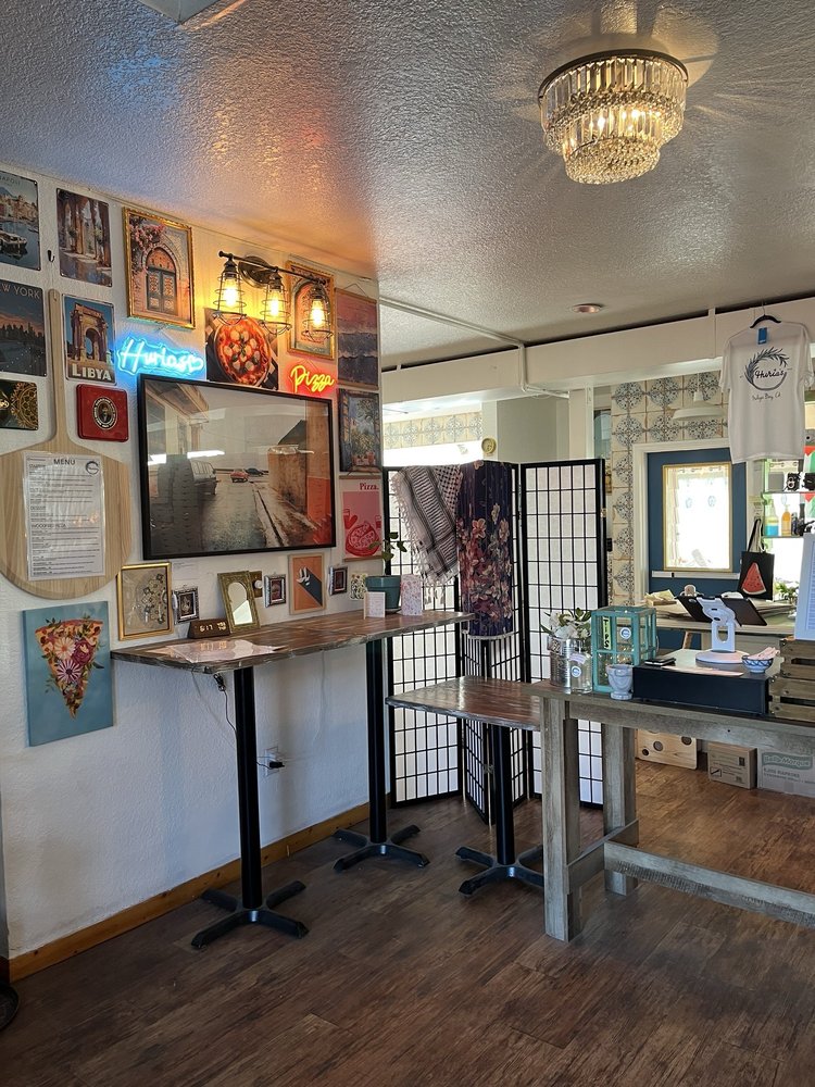 Huria’s Woodfired Pizza & Catering