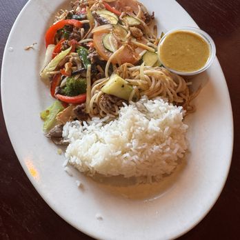 Mongolian Grill - Beef and Chicken with Mongol Curry Sauce - Mongolian Near Me - Kirkland, Washington