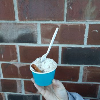City Scoops Creamery - Small Kit Kat - Ice Cream & Frozen Yogurt Near Me - Troy, Illinois City Scoops Creamery - Small Kit Kat - Ice Cream & Frozen Yogurt Near Me - Troy, Illinois