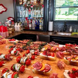 Plate2Table - Summer appetizer platter