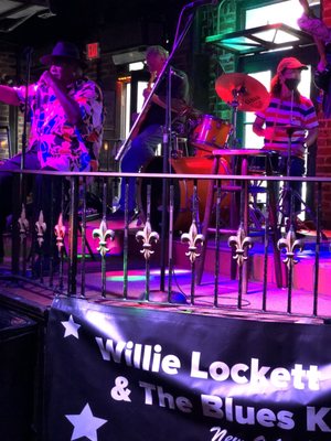 Bourbon Bandstand by null