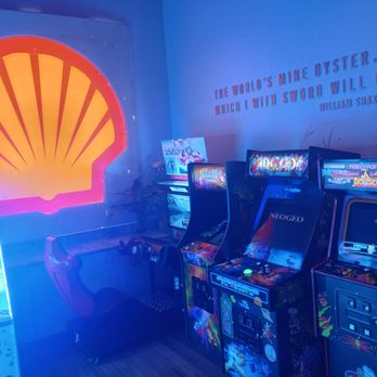 Blu Smoke Pit - Arcade - Barbeque Near Me - Johns Island, South Carolina