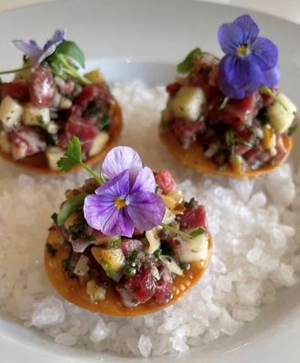 STRIPSTEAK Waikiki by null