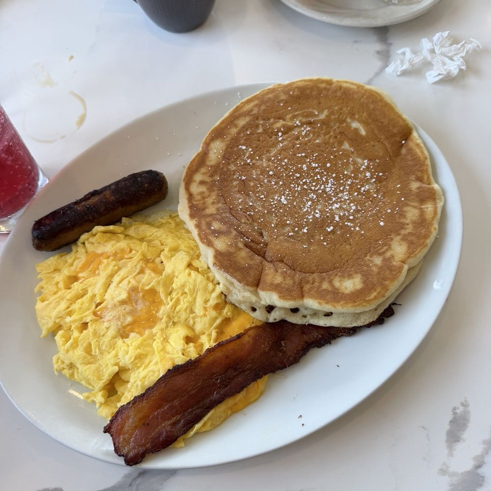 Waffles Kafe - Breakfast & Brunch Near Me - Frankfort, Illinois