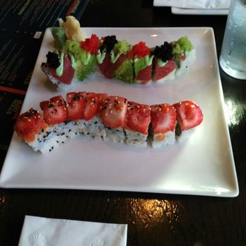 Rock Wrap & Roll - Strawberry roll and I think the Long Beach, but can't totally remember - Thai Near Me - Chicago, Illinois Rock Wrap & Roll - Strawberry roll and I think the Long Beach, but can't totally remember - Thai Near Me - Chicago, Illinois