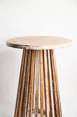 Tables - Browse our collection of tables, chairs, tabletop and linens.
WWW.Poshrentalsfl.com Tables - Browse our collection of tables, chairs, tabletop and linens.
WWW.Poshrentalsfl.com