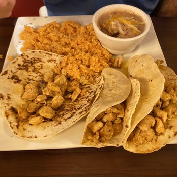 Esmeralda Restaurant - Chicken (fajita) tacos never did receive lettuce & tomatoes - Cuban Near Me - Lehigh Acres, Florida Esmeralda Restaurant - Chicken (fajita) tacos never did receive lettuce & tomatoes - Cuban Near Me - Lehigh Acres, Florida