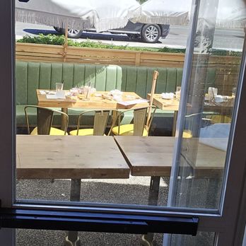 Quiero Brunch - Outside seating - Mexican Near Me - Temecula, California Quiero Brunch - Outside seating - Mexican Near Me - Temecula, California