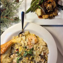 Fresh Seafood & Steaks