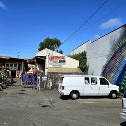 Earthwise Architectural Salvage - Parking area