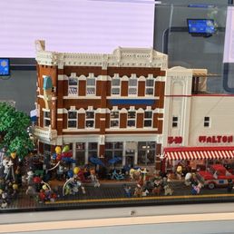 Legos! Legos!