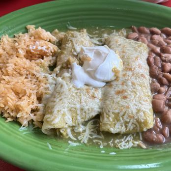 Maria's Mexican Restaurant - Chicken verdes enchiladas - Mexican Near Me - Verdi, Nevada Maria's Mexican Restaurant - Chicken verdes enchiladas - Mexican Near Me - Verdi, Nevada