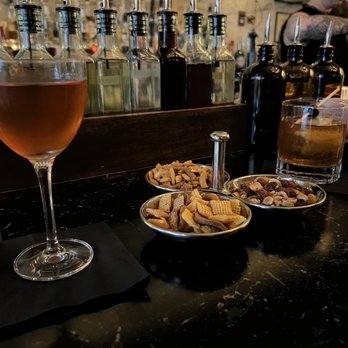 Artillery - Cocktails - Cocktail Bars Near Me - Savannah, Georgia