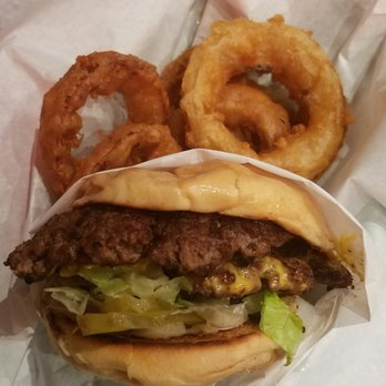 Hunky's - Bacon Hickory Cheeseburger w/Chipotle Mayo: THE HOUSE THAT AMERICA WAS BUILT ON Onion Rings: GREASING THE INEBRIATED WHEELS - Burgers Near Me - Dallas, Texas