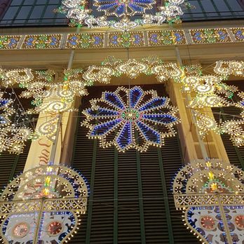 Mercato Centrale - Outside view on Christmas eve - Food Court Near Me - Florence, FI